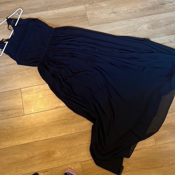 French Connection halter dress, split back, semi sheer sweep in navy blue Size 6 - Picture 3 of 11